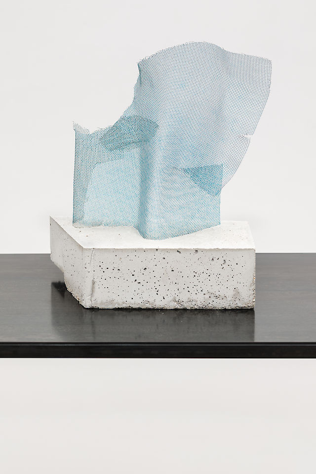 Andy Boot, Heartland (aka Jeff) 1, 2014, concrete, UV-print on metal mesh, metal, 134.2&nbsp;×&nbsp;40.6&nbsp;×&nbsp;45 cm
