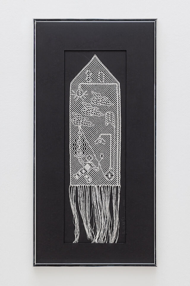 Charlotte Johannesson, Attitude (lace), 1980, bobbin lace, 46&nbsp;×&nbsp;13 cm, 60.5&nbsp;×&nbsp;30.5 cm (framed)