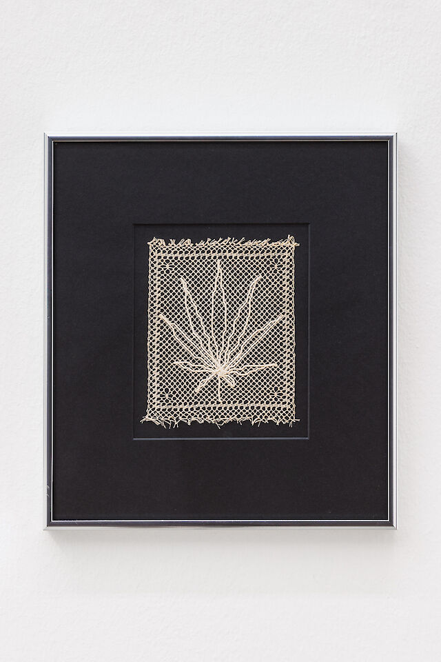Charlotte Johannesson, Cannabis Leaf, 1980, bobbin lace, 13&nbsp;×&nbsp;11 cm, 28.5&nbsp;×&nbsp;25.5 cm (framed)