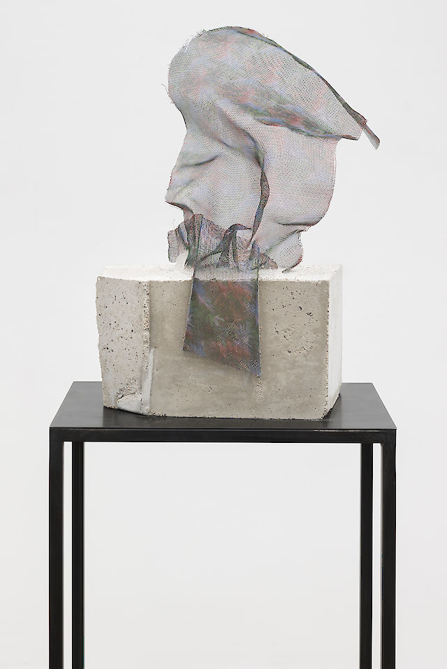 Andy Boot, Paris (cybertrips) 2 2014, concrete, UV-print on metal mesh, metal, 155,5&nbsp;×&nbsp;50&nbsp;×&nbsp;28 cm