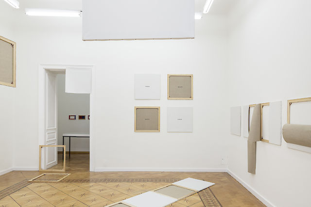 Albert Mertz, installation view Dekonstruktion af maleriets møblement, Croy Nielsen, Vienna, 2018