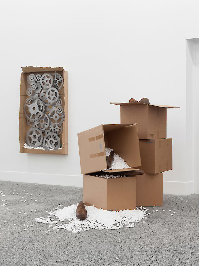 Marlie Mul, installation view, Raw and Delirious, Kunsthalle Bern,&nbsp;2015