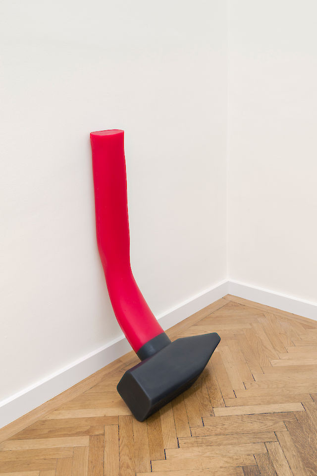 Marlie Mul, Hammer, 2016, Flexible silicone, 14&nbsp;×&nbsp;115&nbsp;×&nbsp;49 cm, Unique Photos by: Georg Petermichl