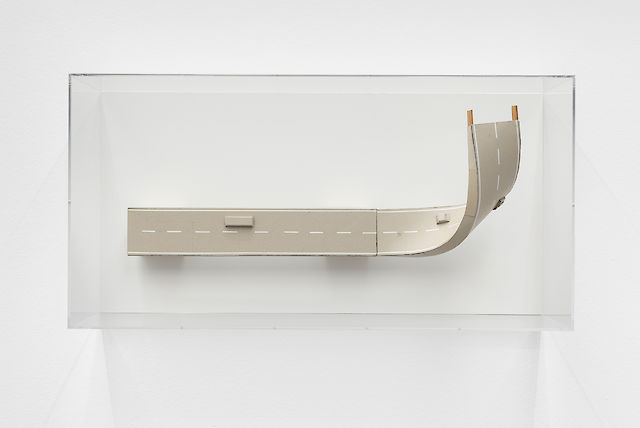 Thomas Bayrle, Brücke ohne Zeichnung, 2002, Cardboard box, wood, letraset band, 35&nbsp;×&nbsp;85&nbsp;×&nbsp;23 cm