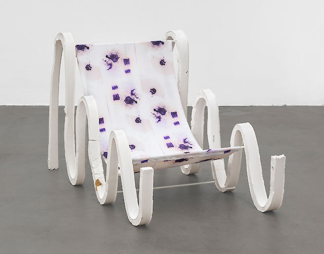 Christiane Blattmann, Earthquake Chair, 2014, Synthetic plaster, aluminium, sublimation print on Lycra, 62&nbsp;×&nbsp;120&nbsp;×&nbsp;170 cm