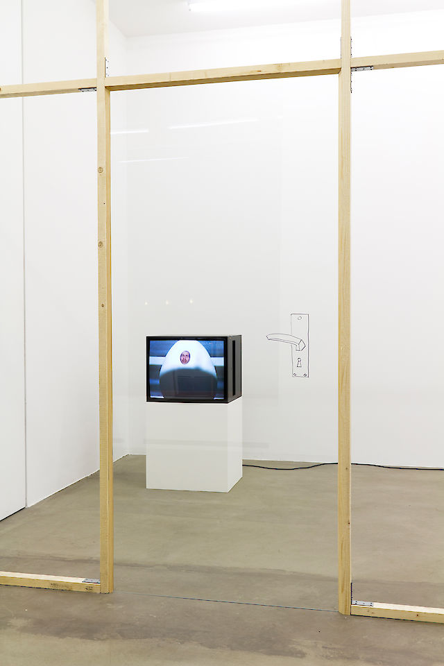 Judith Hopf, installation view,&nbsp;2011