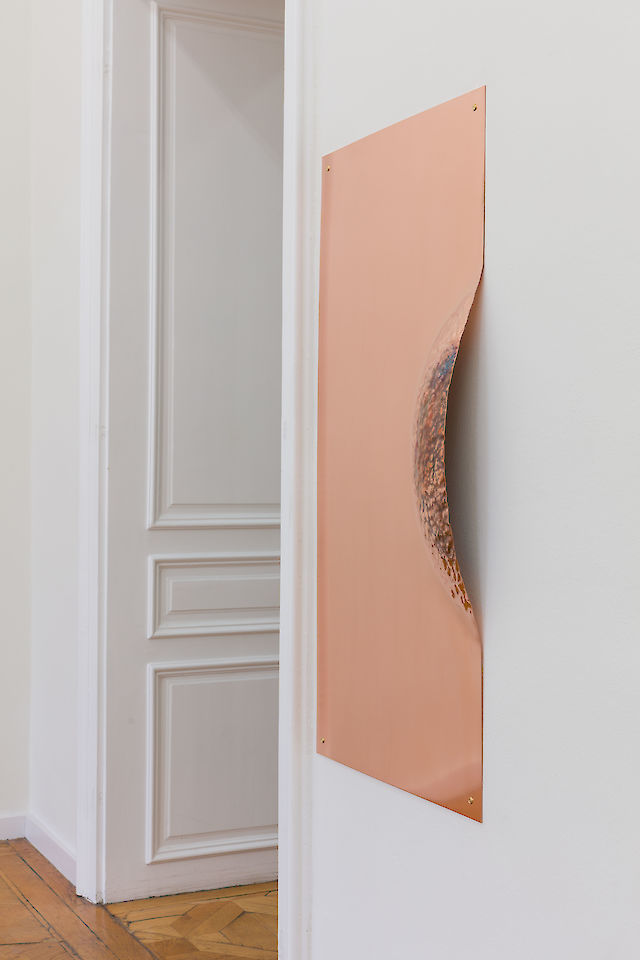 Marie Lund, Grip, 2018, Copper, 150&nbsp;×&nbsp;50&nbsp;×&nbsp;7 cm, Unique
