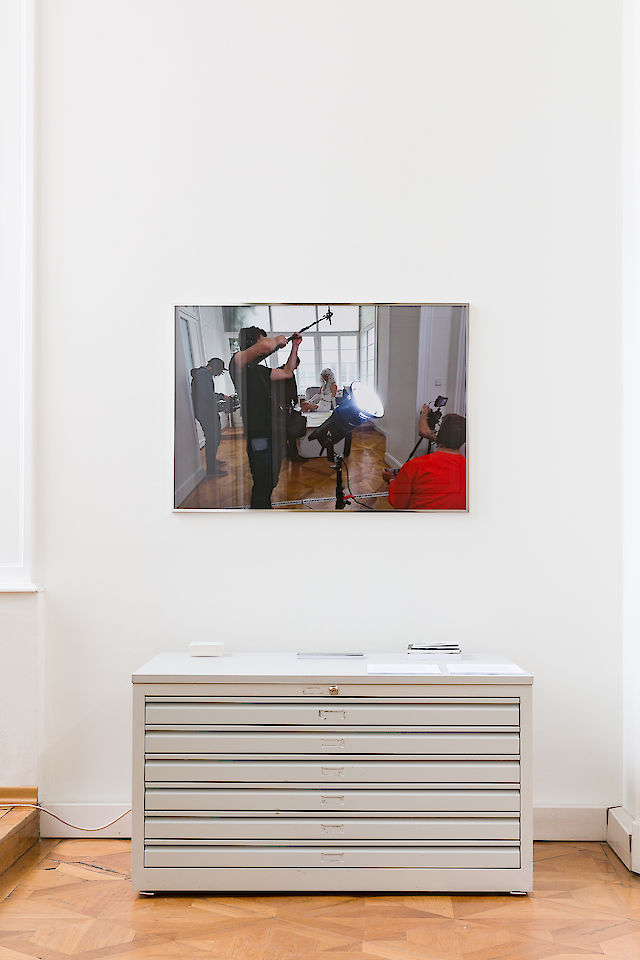 Elke Silvia Krystufek, Filmstill Art Basel, 2019, C‑print framed, photo: Sandra Schmidt, 70&nbsp;×&nbsp;100 cm