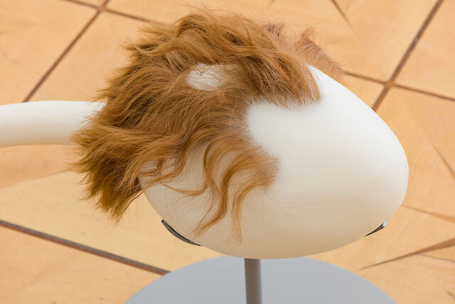 Marlie Mul, Can I Buy You A Drink?, 2021 (detail), Silicone and synthetic hair, 45&nbsp;×&nbsp;35&nbsp;×&nbsp;66 cm