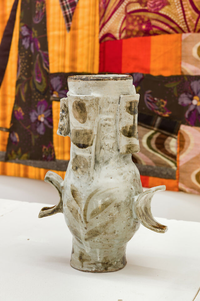 Natsuko Uchino, Untitled (white vase with handles), 2021, Glazed stoneware, 21 cm ø 33&nbsp;cm Unless differently noted photos by Kun​st​-doku​men​ta​tion​.com
